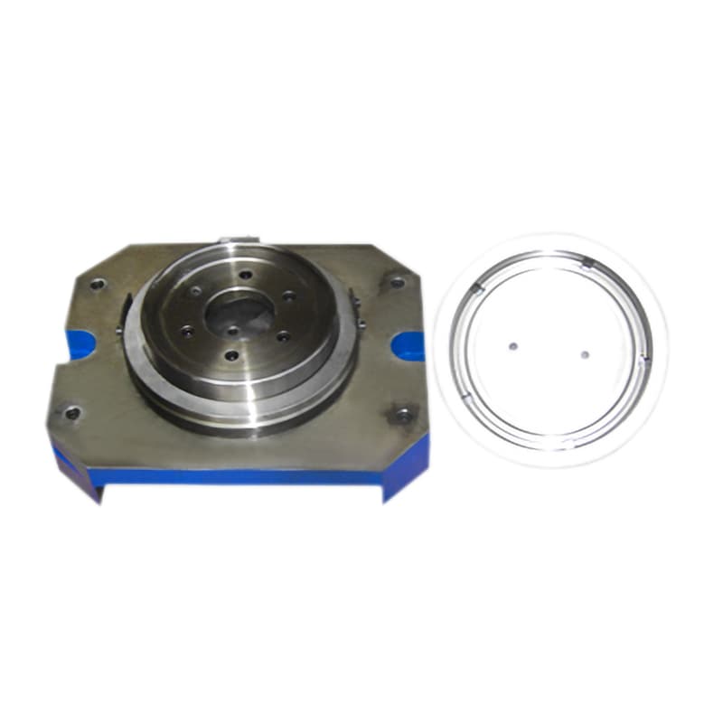 Tank manufacturing mold and tank bottom cover sample