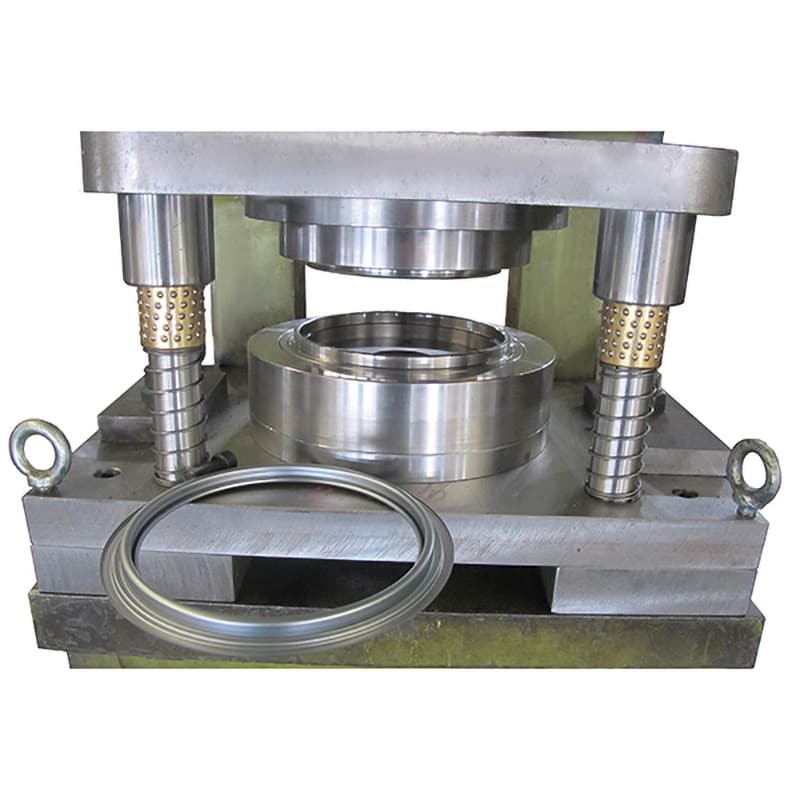 5 L Ring Die Step 03