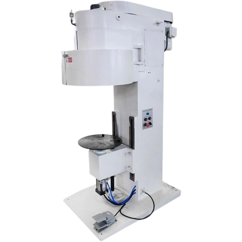 Pneumatic four-wheel tank sealing machine 